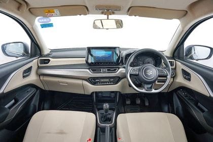 Maruti Swift Dzire — Sedan for rent — photo 3