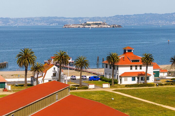 San Francisco Alcatraz, Ferry and 2 Day Hop On Hop Off Bus Tour tour package — photo 4